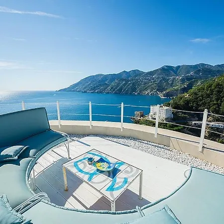 Sleeps 8 Pool Air Con Wifi *
