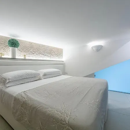 Sleeps 8 Pool Air Con Wifi Villa