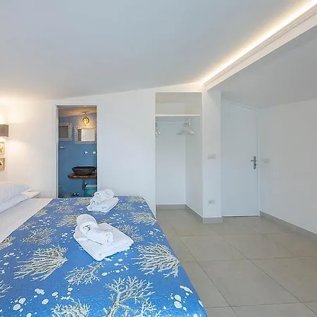 Sleeps 8 Pool Air Con Wifi Villa *
